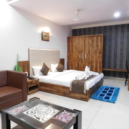 Hotel Shiva Club And Resort Mundra Екстер'єр фото