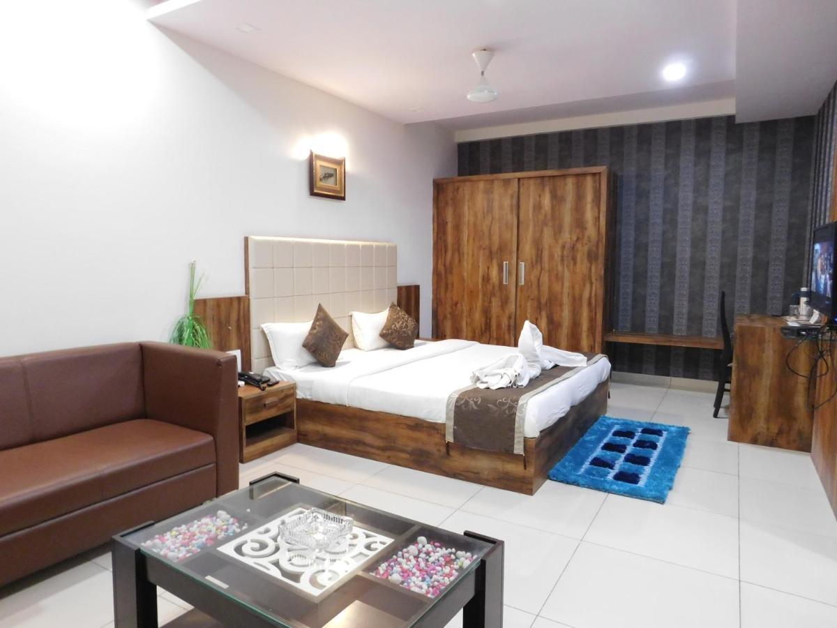 Hotel Shiva Club And Resort Mundra Екстер'єр фото