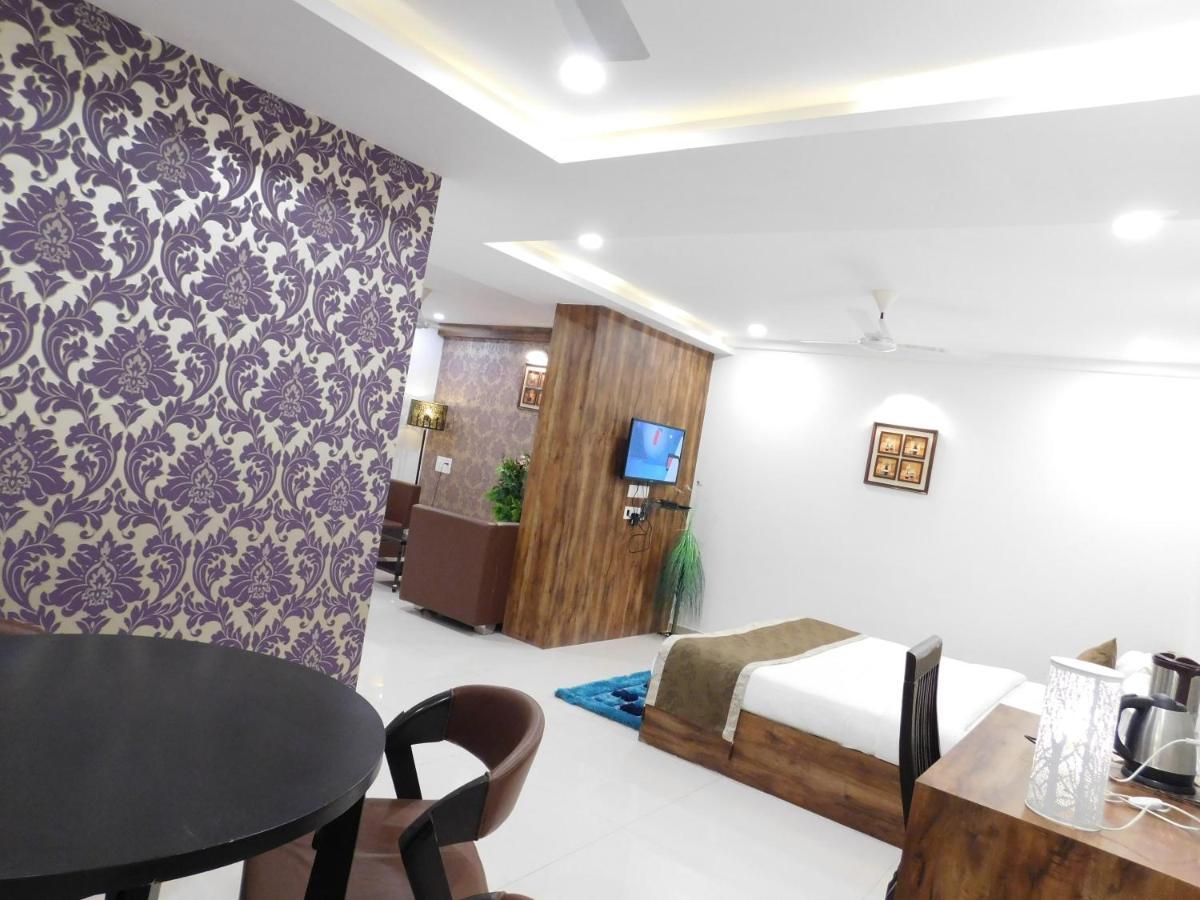 Hotel Shiva Club And Resort Mundra Екстер'єр фото